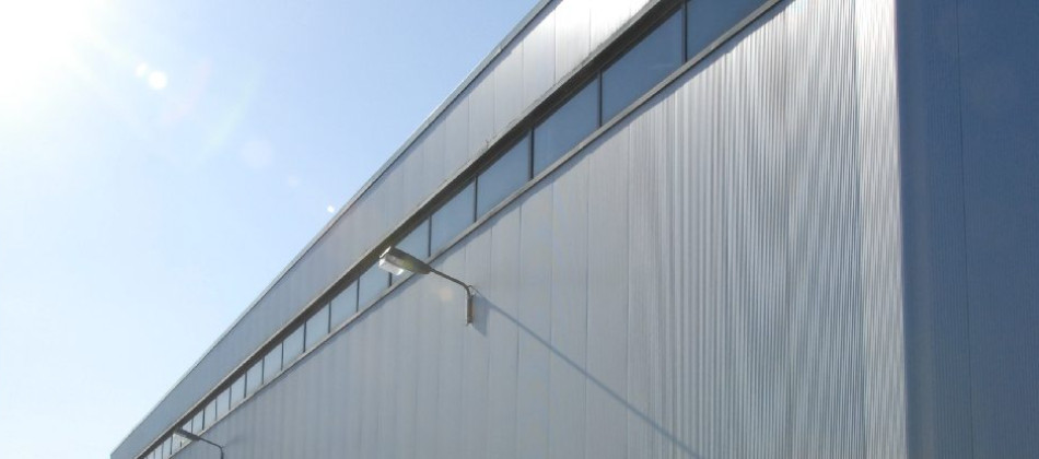 Βιομηχανικά κτίρια και αποθήκες